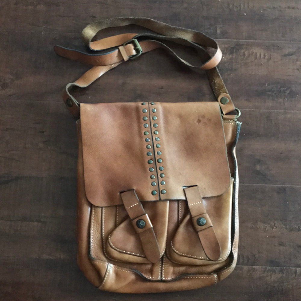 Patricia Nash saddle bag